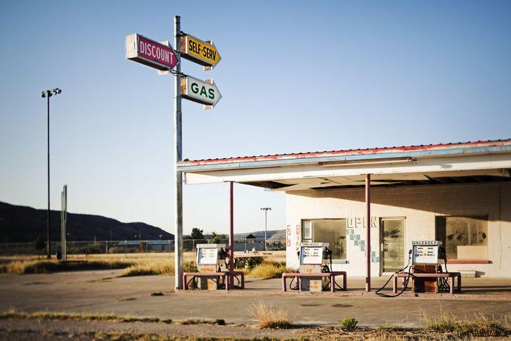 Stacja paliw różnego typu